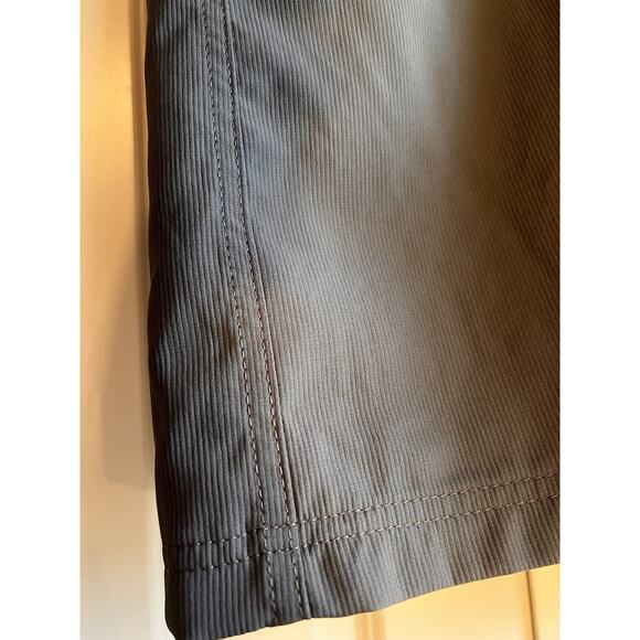 Wrangler's Performance Relaxed Fit Men's Shorts- Dark Gray -Size 46 - Picture 8 of 11